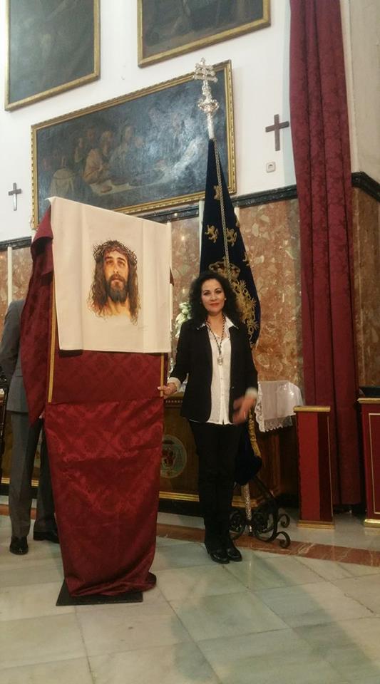 Muy feliz por pintar el paño de la Verónica de la hermandad de Monserrat